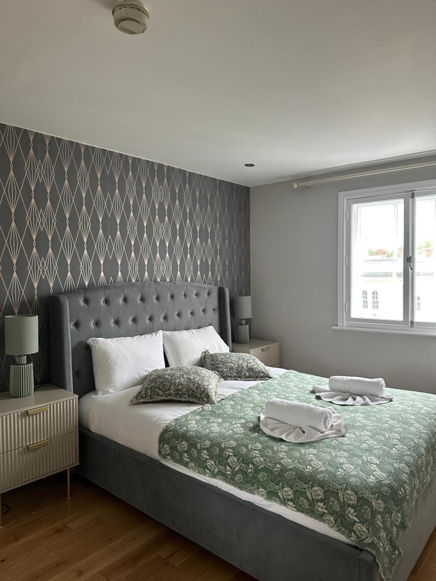 Stylish Flat Minutes From Covent Garden - West End Londen Buitenkant foto